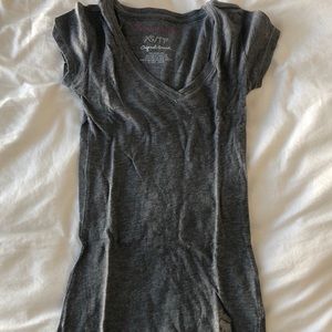gray vneck t-shirt